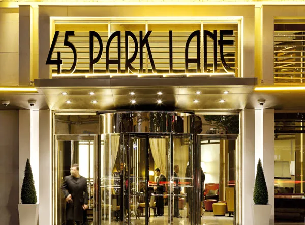 Cut @ 45 Park Lane photograph 1